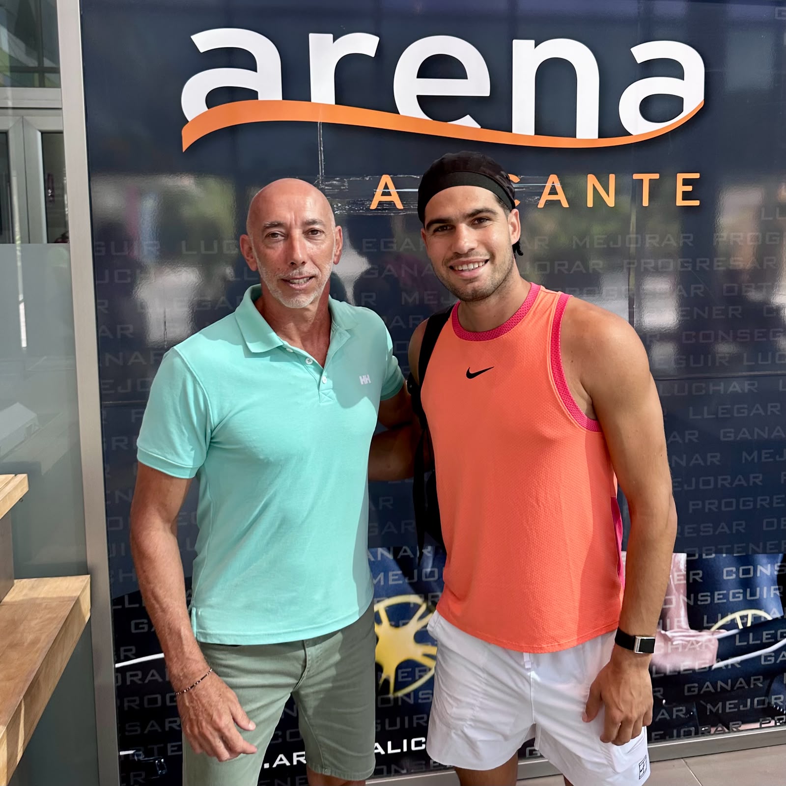 Carlos Alcaraz entrenando en Arena Alicante
